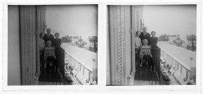 Marcel Duvernoy et ses copines sur le balcon